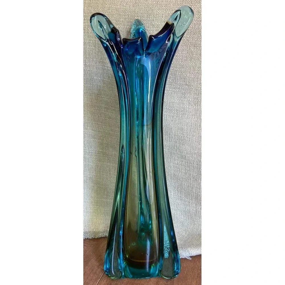 Blue and Gold 3 Lobed Jagged Flame Top Vase 12-1/4